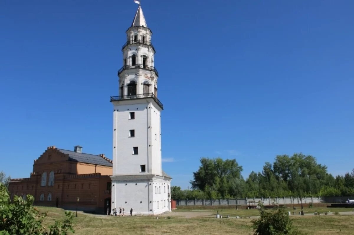    Невьянскую наклонную башню закрыли до конца года