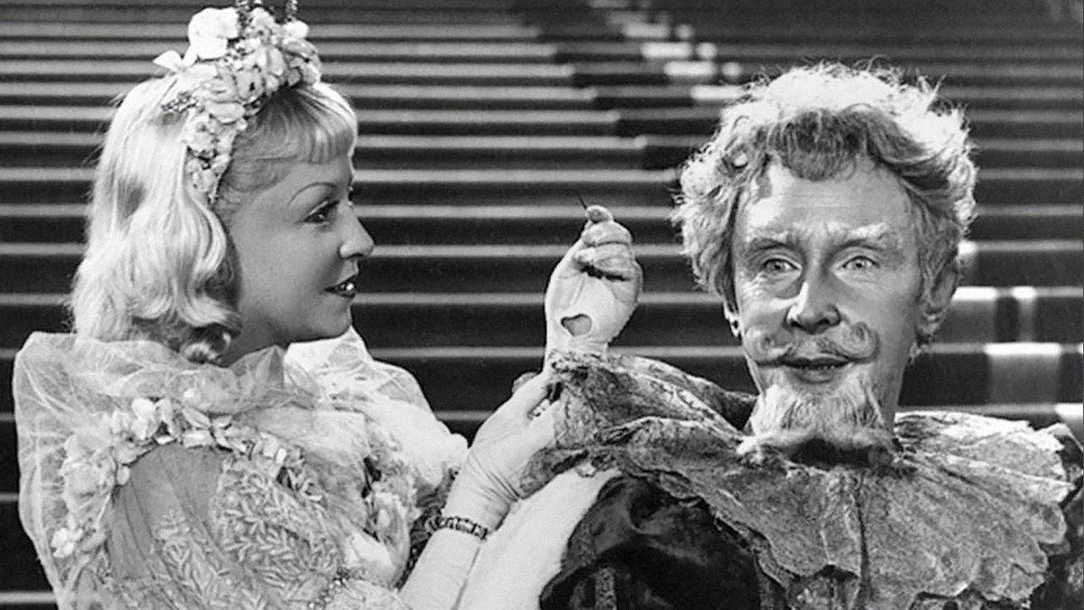 Кадр из фильма "Золушка" (1947)