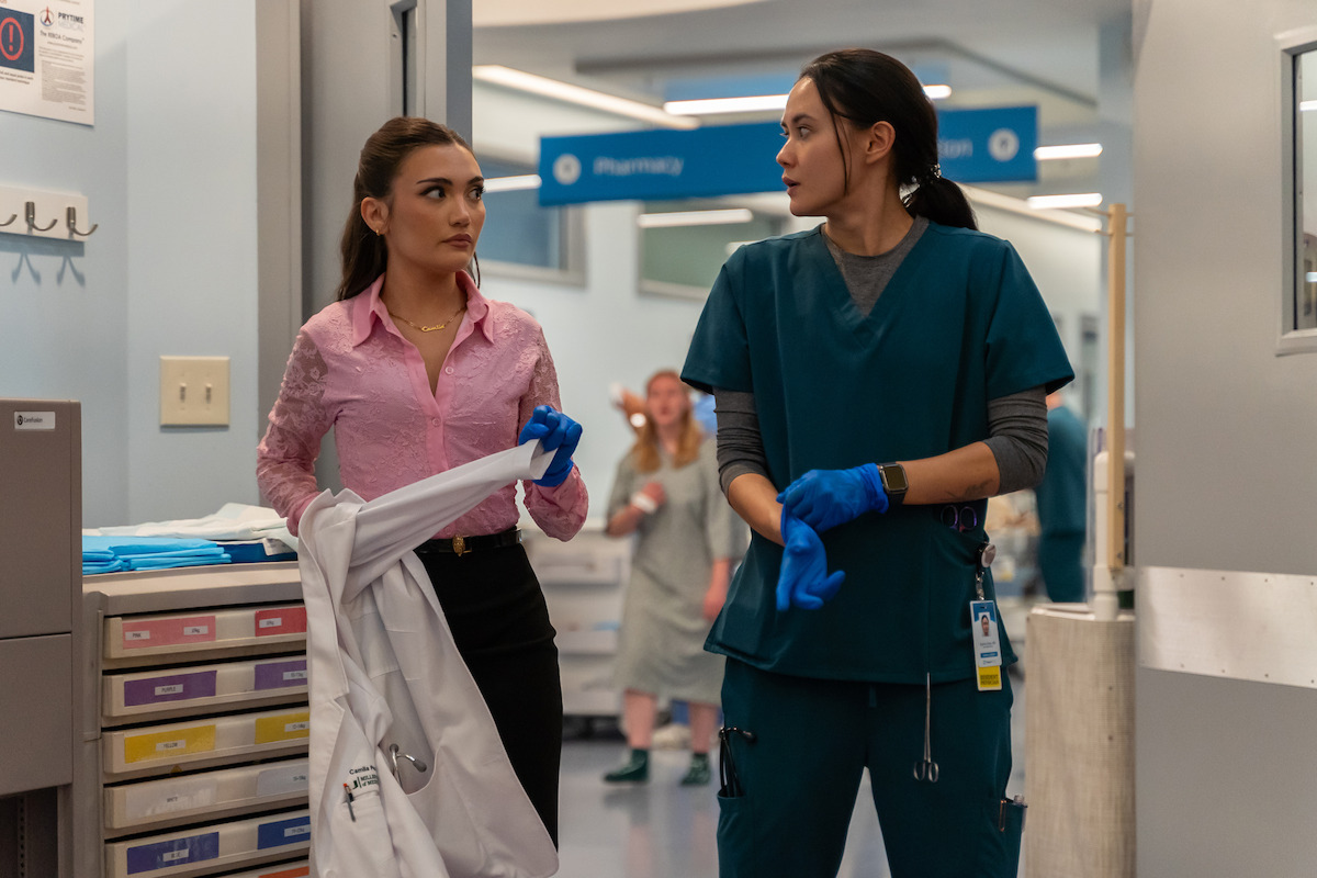    «Ты» и «Черное зеркало»: какие сериалы смотреть в апреле (фото 2)