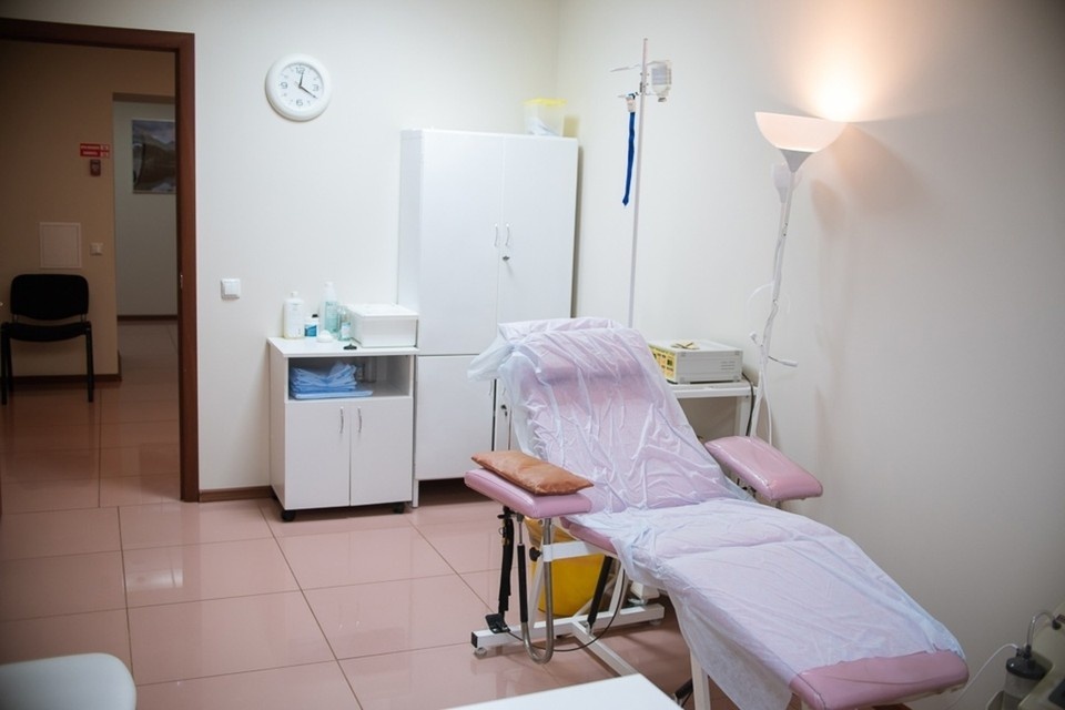    Сейчас аферисты находятся под подпиской о невыезде и надлежащем поведении. Ксения ТИМОФЕЕВА