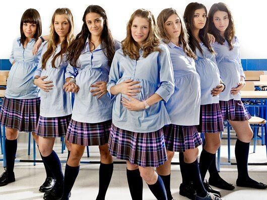 Беременные школьницы из Кузбасса получат по 100 тысяч рублей от региональных органов власти. Получить данную сумму смогут девушки, находящиеся на 22-й неделе беременности и зарегистрированные в медицинском учреждении.