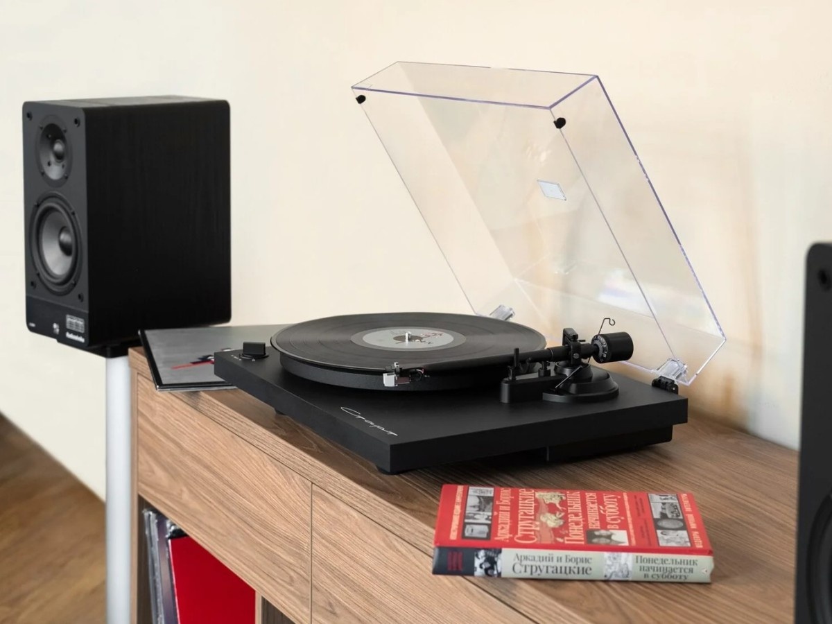    Radiotehnika выпускает линейку виниловых проигрывателей «Старт» для начинающих меломанов