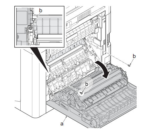 Выкручиваем два болта (b) за задней крышкой.