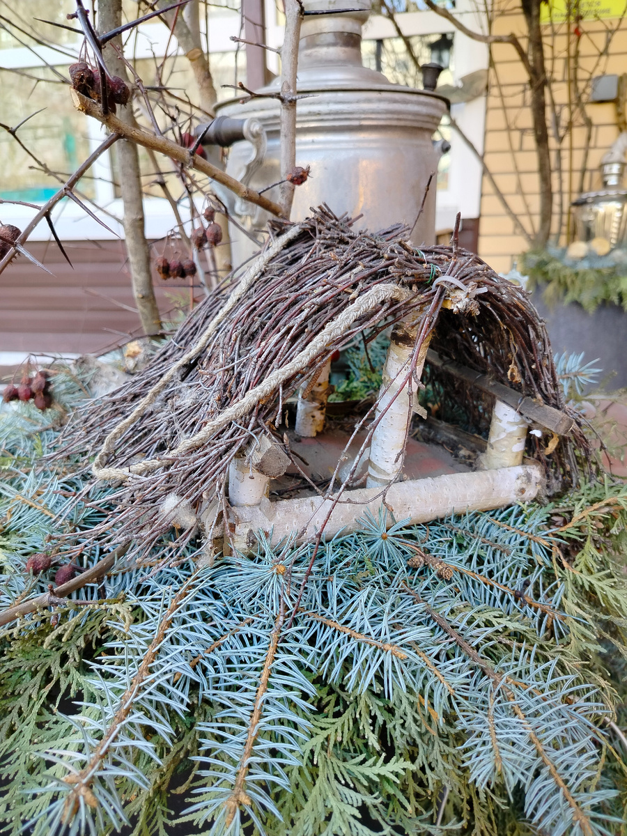 Кормушка для птиц.