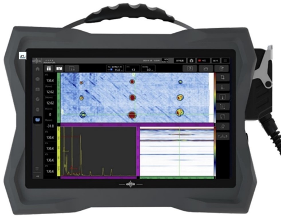 Рис. 1. Ультразвуковой дефектоскоп с ПФР PHASEYE S.