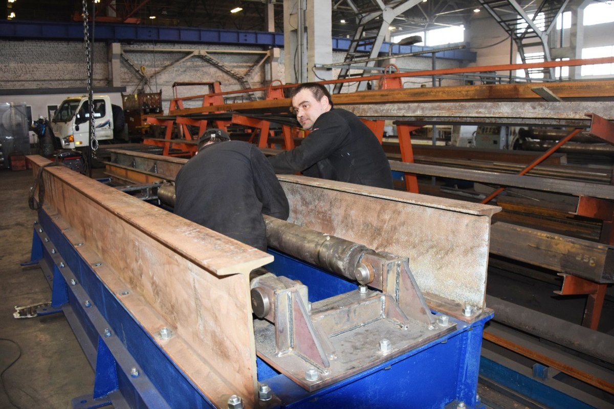   Испытательный стенд для контроля тяговой нагрузки автомобильных лебёдок усилием до 30 тонн