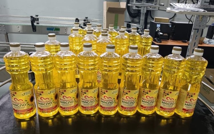    Маслозавод в Оренбуржье производит высокоолеиновое подсолнечное масло