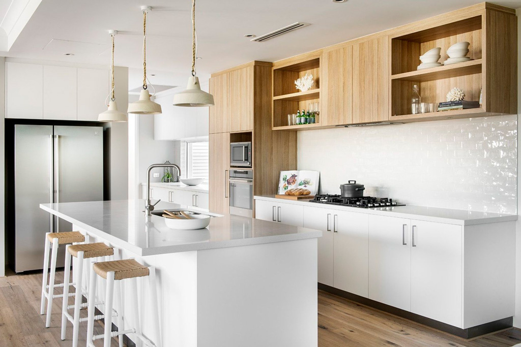 Кухня с островом