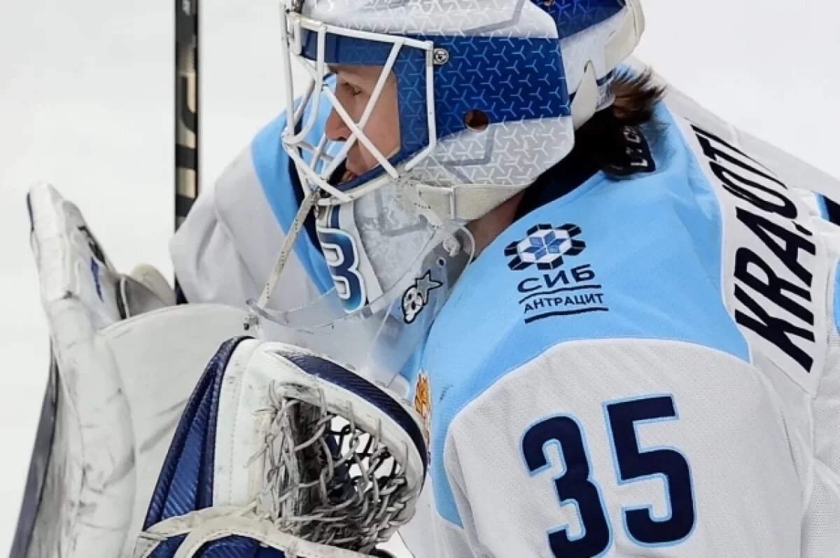    Вратарь ХК “Сибирь” выбыл из рядов команды в связи с травмой