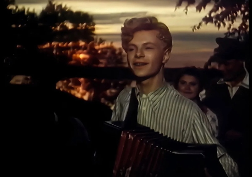 Источник изображения: кадр из фильма «Солдат Иван Бровкин». Леонид Харитонов в роли Ивана Бровкина.