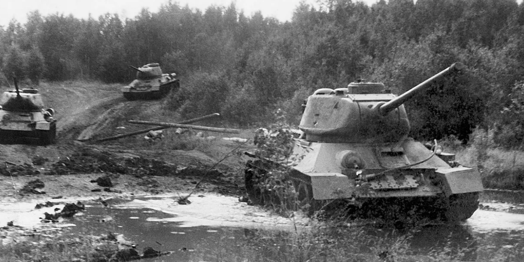 25 суток провели в осажденном танке. Подвиг Липкина, Будаева и Ерошкина