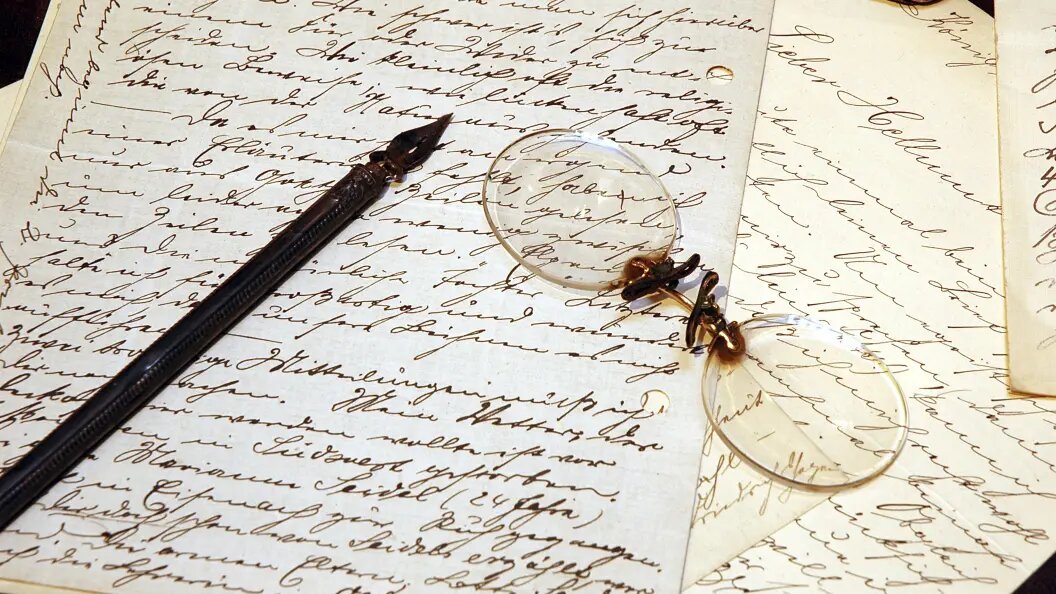    Voller Ernst / Siegfried Steinac/Globallookpress