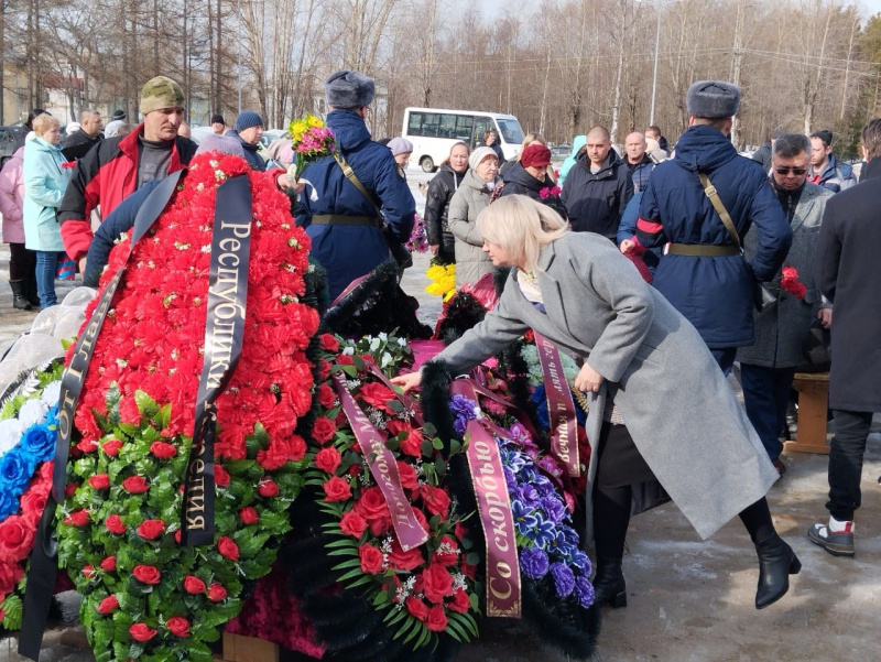    Карелия проводила в последний путь юного земляка, погибшего на спецоперацииАдминистрация Сегежского округа