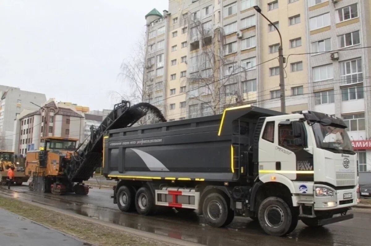    Подрядчик приступил к ремонту дороги по улице Горбатова в Брянске