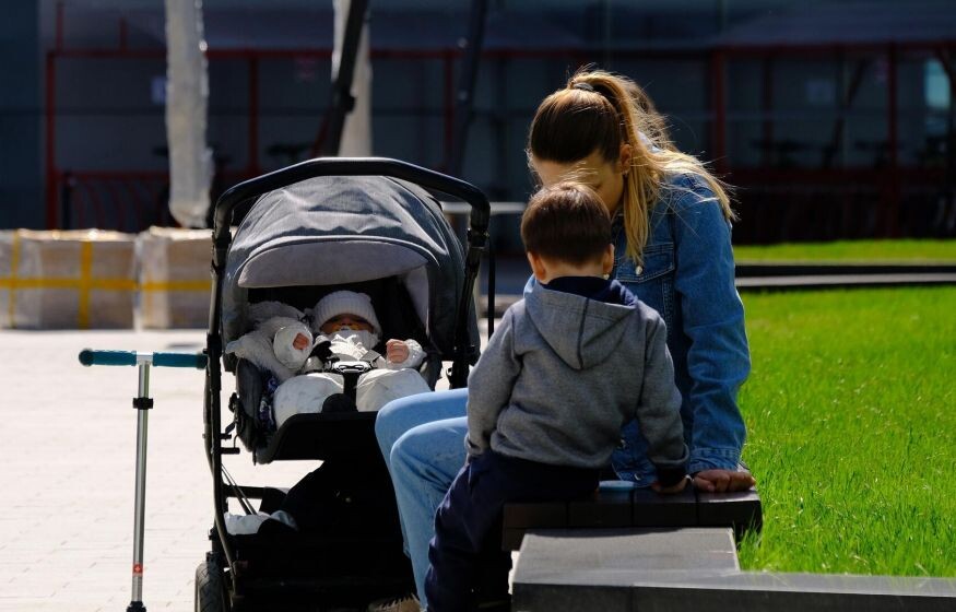    Налог на бездетность на 30 миллионов россиян: депутат осудил молодежь и «Госуслуги»