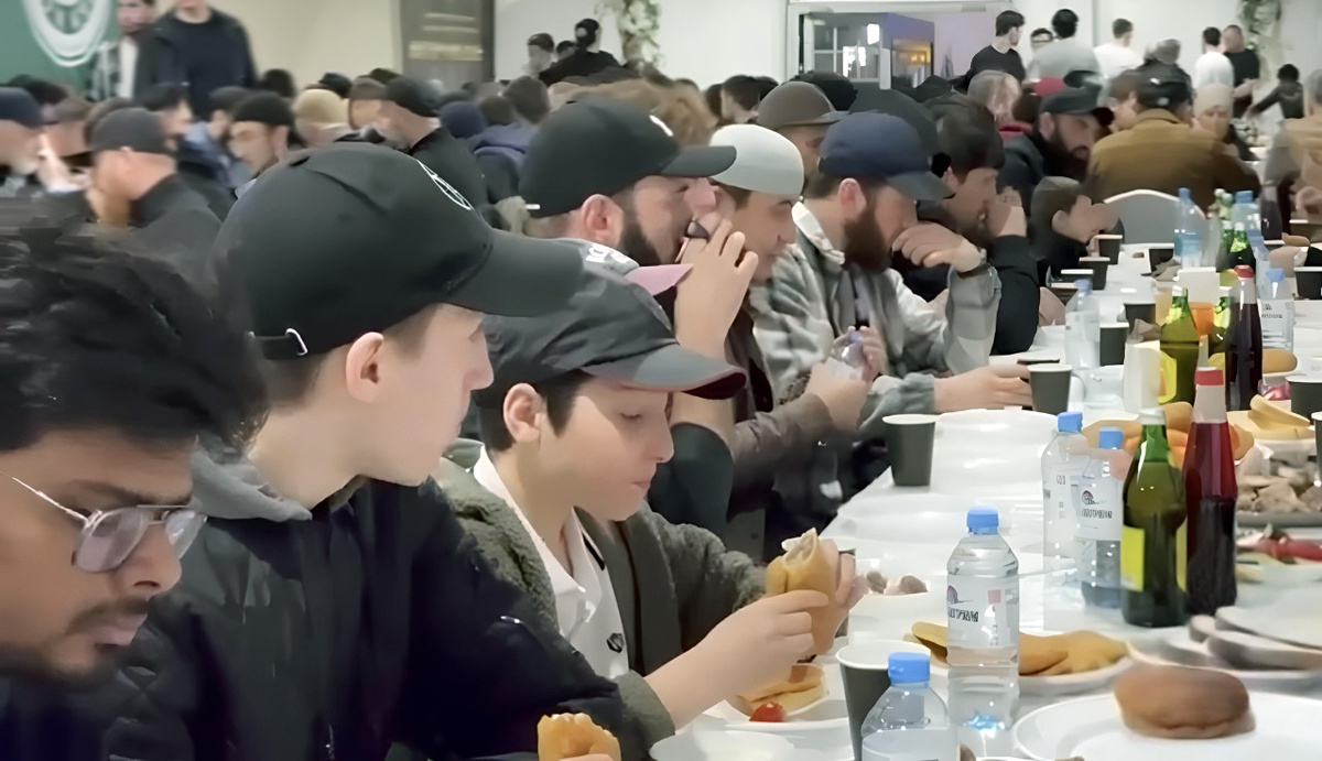 Коллективный ифтар в Центральной соборной мечети республиканской столицы