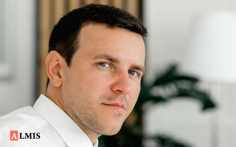 Антон Утехин, СЕО компании Modifiers, эксперт по бизнес-коммуникациям и построению личного бренда