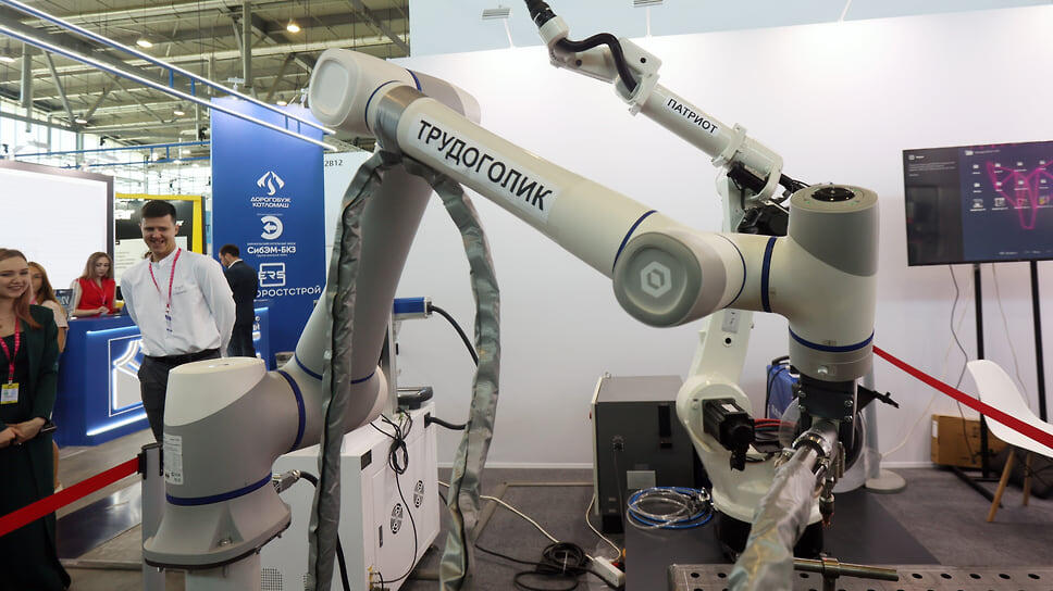 Флагманским инвестпроектом ОЭЗ станет производство промышленных роботов.📷Фото: Марина Молдавская / Коммерсантъ