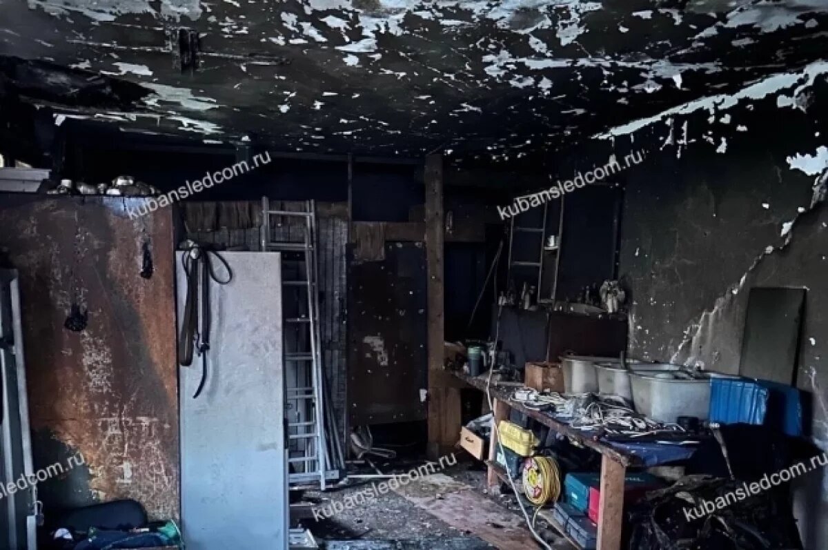    Предварительно - возгорание произошло из-за неосторожного обращения с огнем.