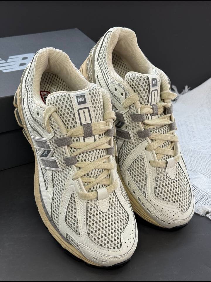 New Balance 1906r в двух расцветках