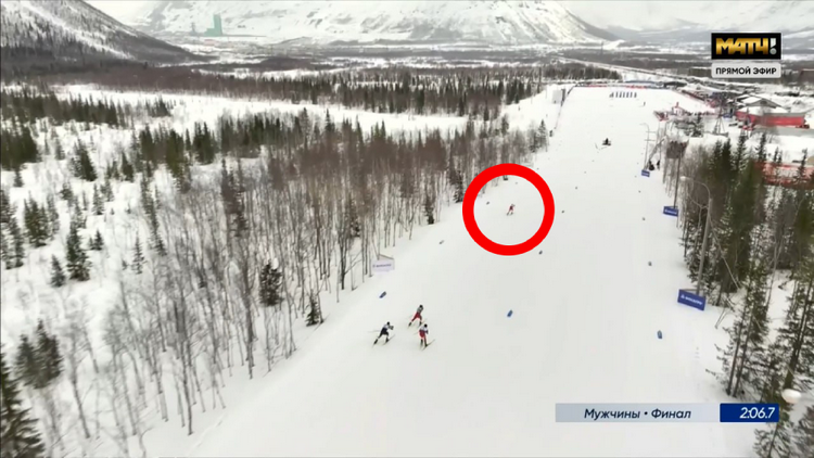    Отрыв Большунова в спринте / скриншот: трансляция «Матч ТВ»