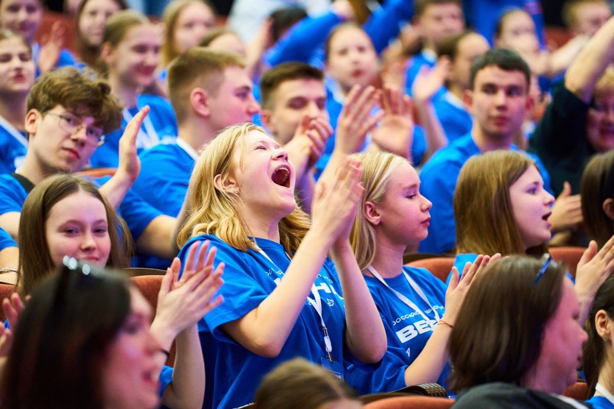    В Югре стартовал региональный этап всероссийского фестиваля «Российская школьная весна»