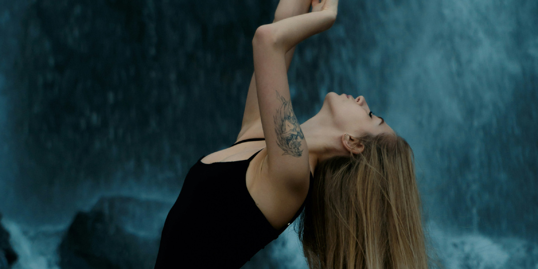 КАК НАРЦИСС ПОНИЖАЕТ ЖЕРТВЕ САМООЦЕНКУ