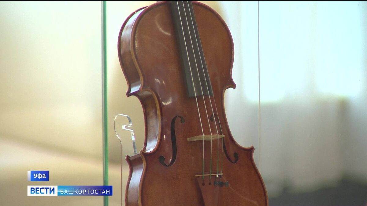    Госоркестр Башкортостана получил в дар уникальную скрипку ручной работы