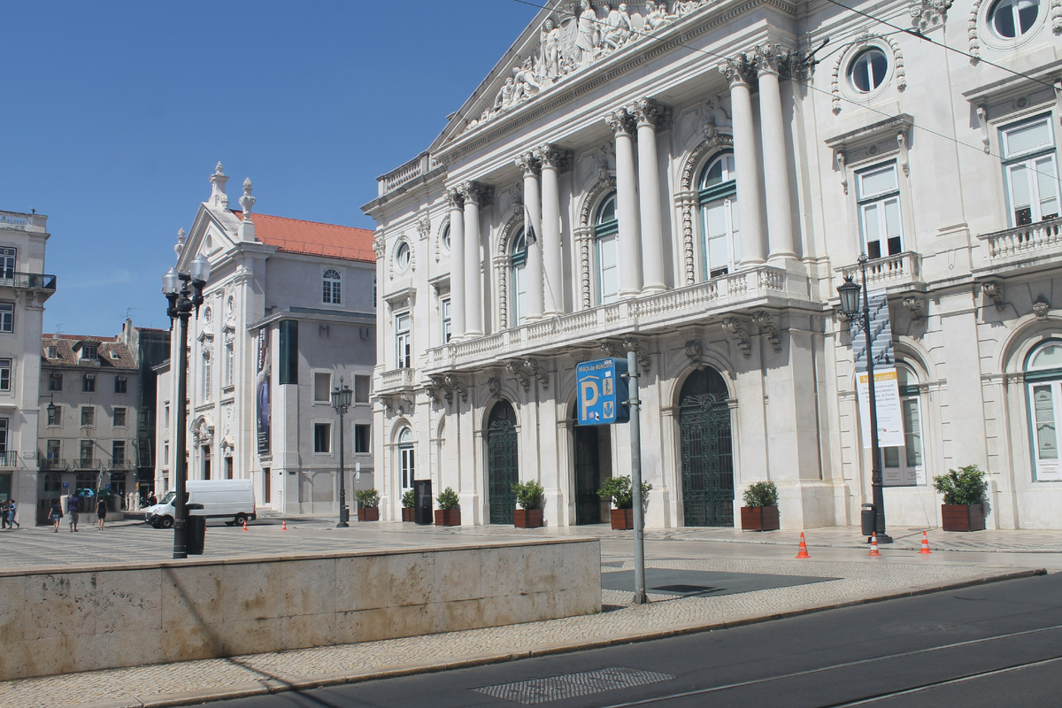 Железнодорожный вокзал Россио