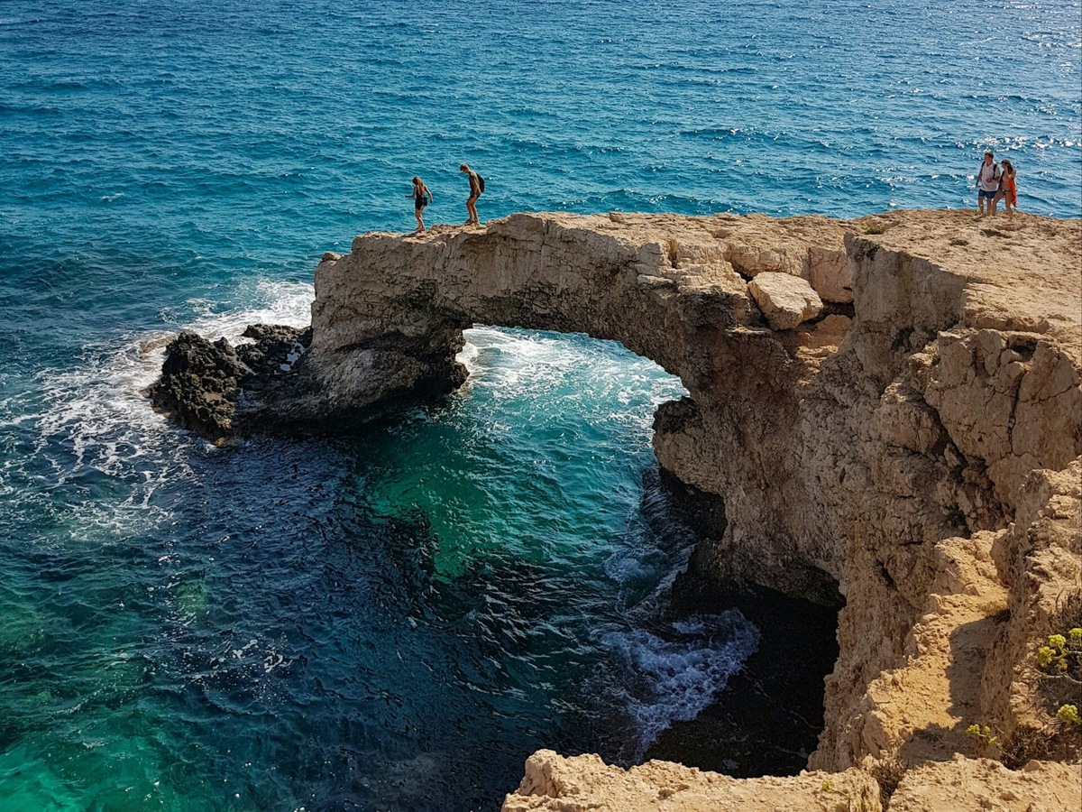 One of the colorful places in Ayia Napa is the Bridge of Lovers. Photo: ZA Tourist / Unsplash