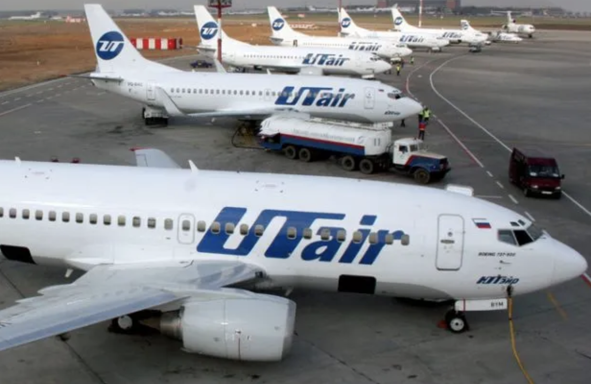 Линейка самолётов Boeing 737 авиакомпании UTair. (Russian Aviation Insider)
