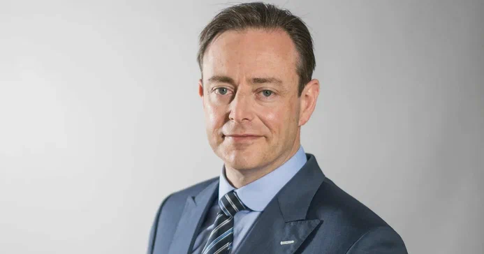 Господин Барт Де Вевер