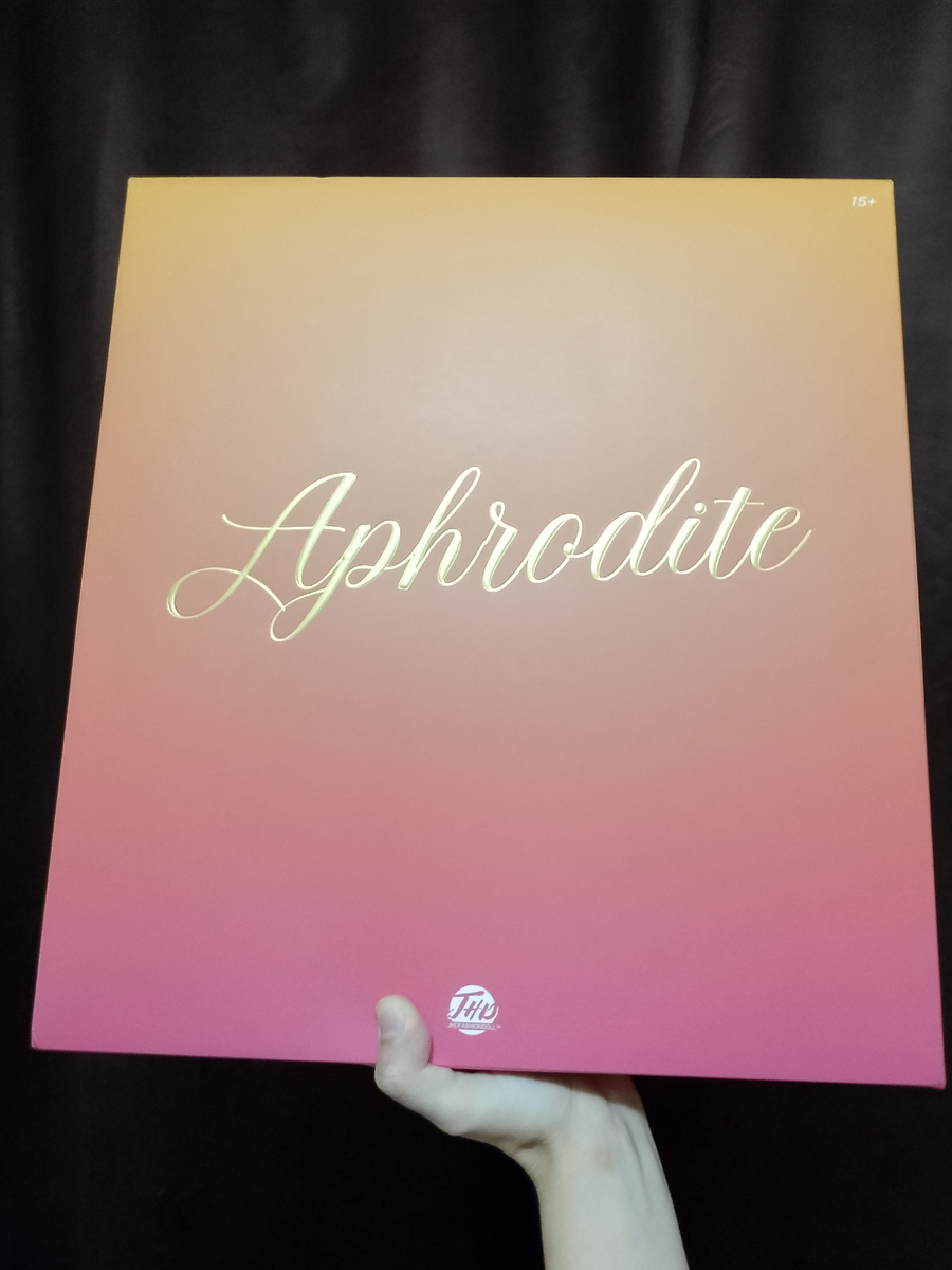 Огромная коробка