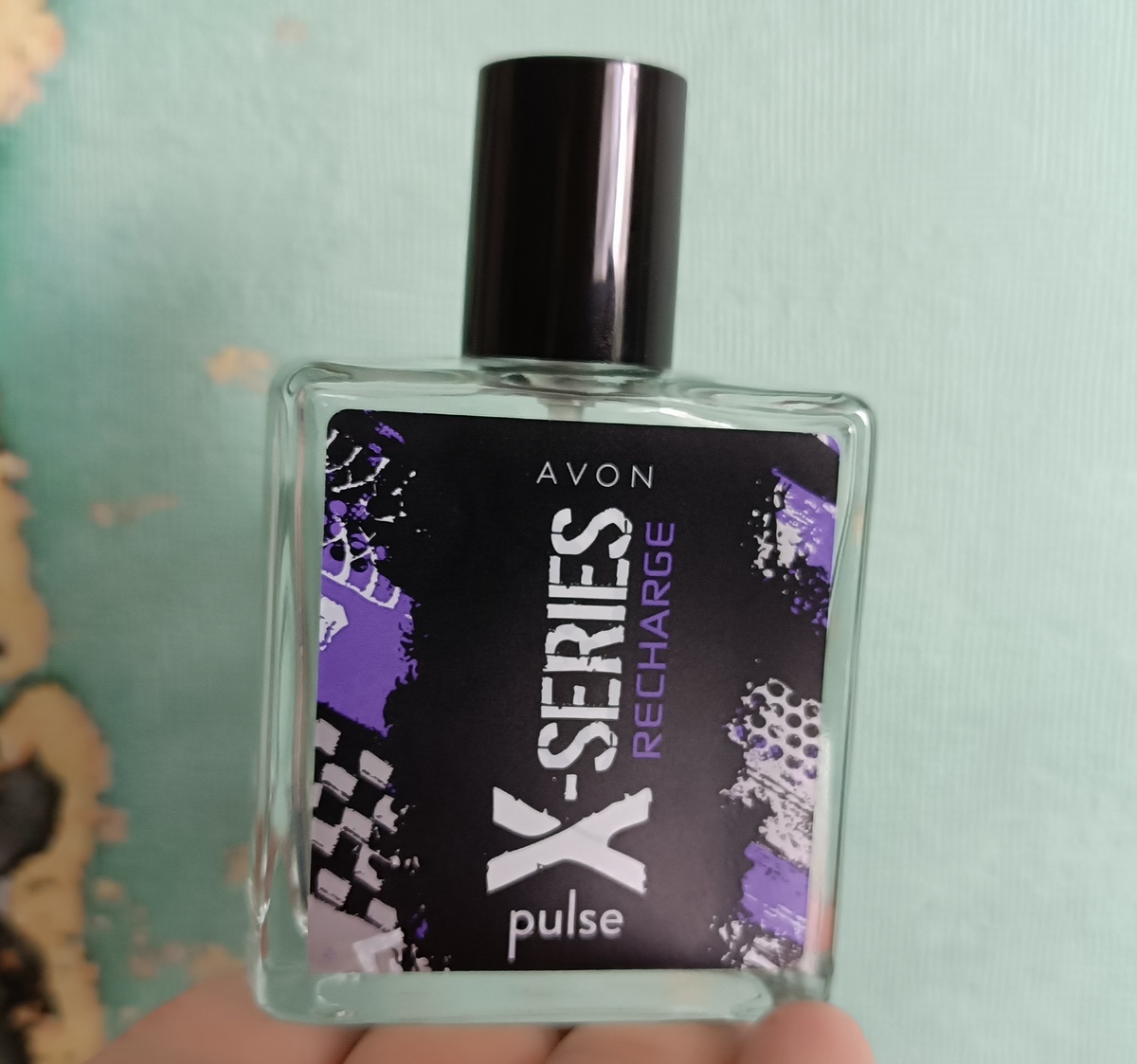 Фото автора ( парфюмерная пустышка мужа). 