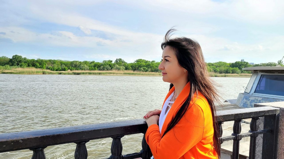 Психотерапевт, Наталья Холодова