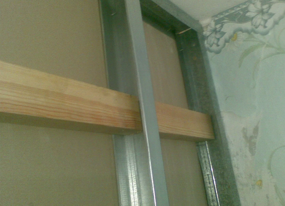 kreplenie-stenki-k-stene.rukamisami.ru