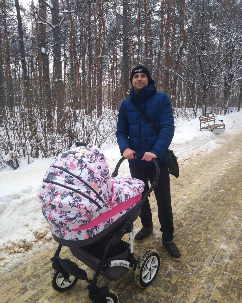 Муж Анны Капустиной с дочерью Елизаветой