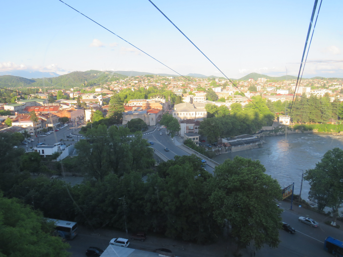 Канатная дорога в Кутаиси — вид из кабины