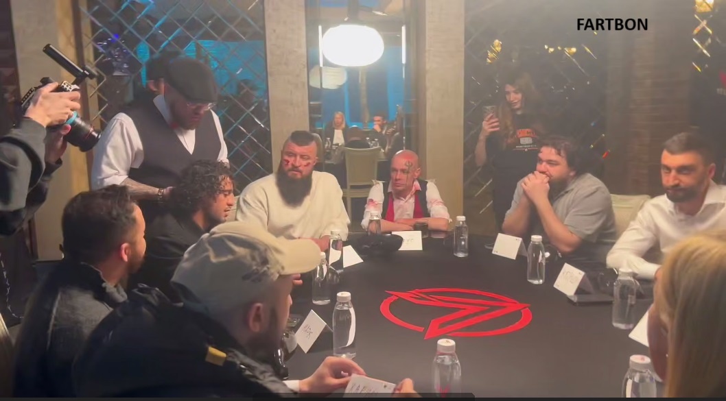 Витус и бойцы Поп ММА играют на стриме в особняке в игру "Мафия". Москва стрим-онлайн