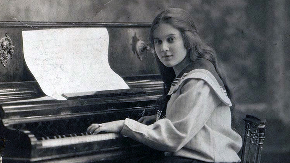 Любовь Орлова 16 лет