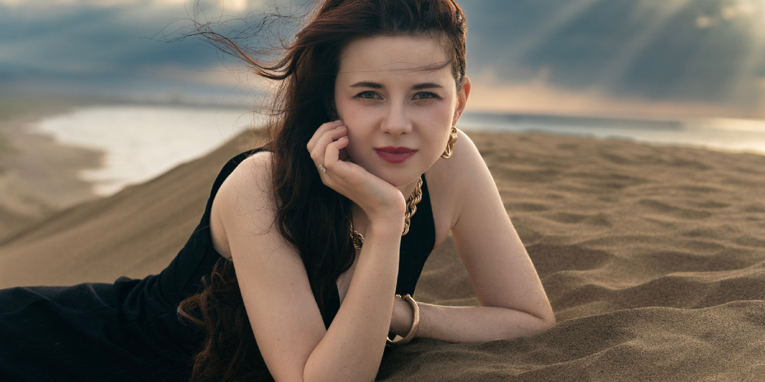 Обратная сторона работы модели: то, что не видно за кадром