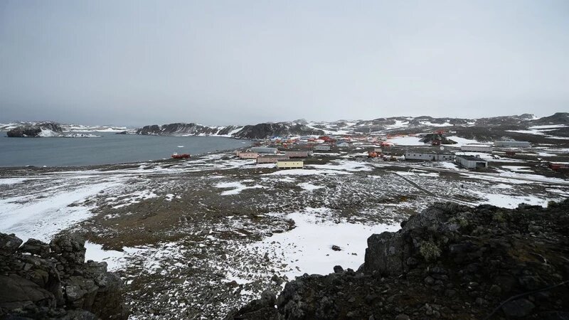     Антарктида, остров Беллинсгаузен. patriarchia.ru