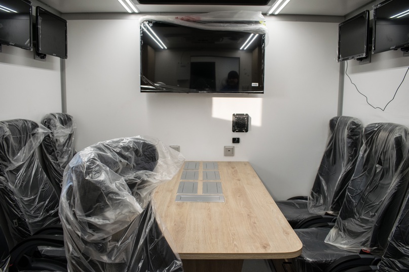 А здесь будут проводить совещания