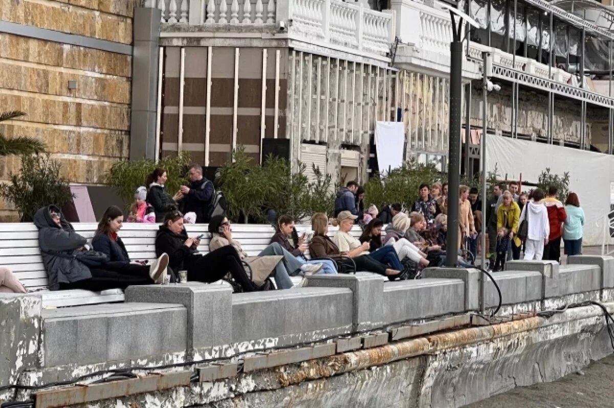    Жителей и гостей Сочи предупредили об усилении южного ветра