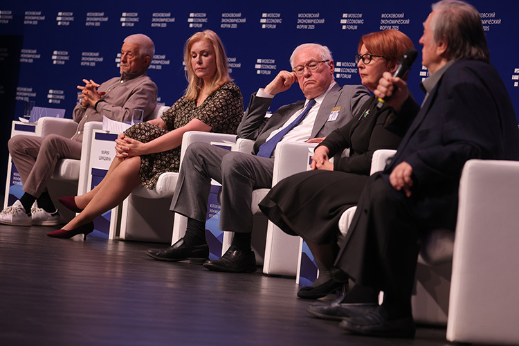    Участники дискуссии подчеркивали, что культурные аспекты невозможно оценить в цифрах.