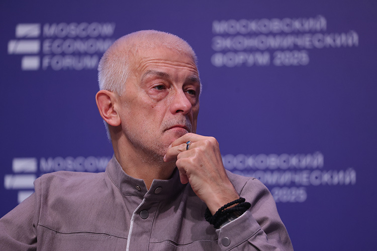    Эдуард Бояков: «Как только мы начнем обращать внимание лишь на тиражи, низкосортная литература, низкосортное кино, низкосортное искусство начнут диктовать нам свои законы. Это и происходит»