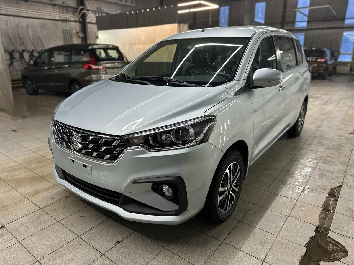 Suzuki Ertiga. Источник иллюстрации - auto.ru