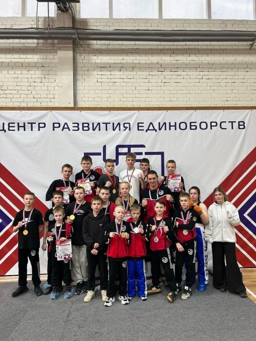 Псковские кикбоксёры выиграли 24 медали в третьем этапе Кубка центра развития единоборств в Санкт-Петербурге
Фото: спортшкола «Мастер»