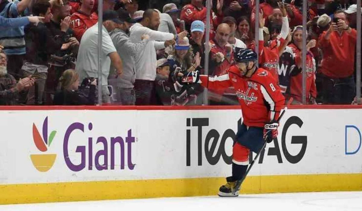     Александр Овечкин. Источник: ria.ru Автор фото: Hannah Foslien