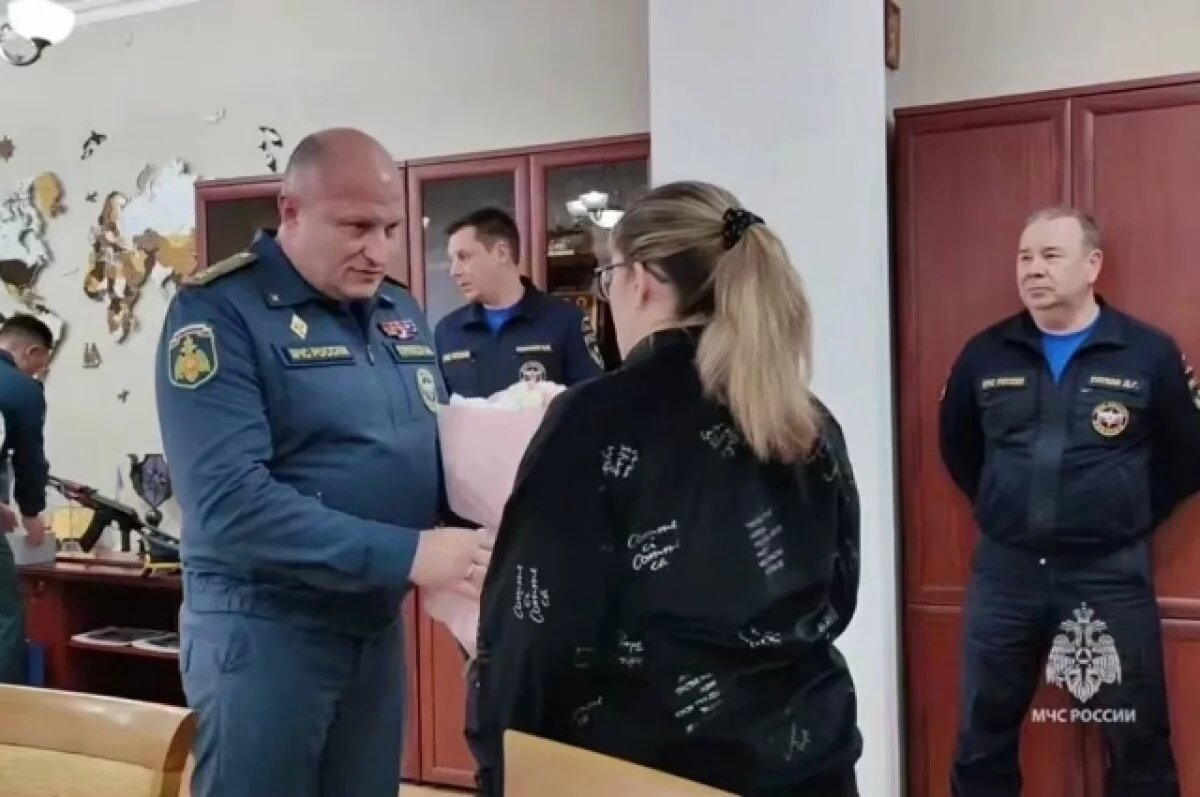    Глава МЧС вручил награду семье погибшего на СВО пожарного из Удмуртии